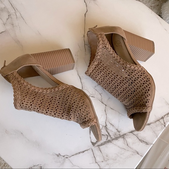 Fergie Peep Toe Block Heels - Picture 7 of 12